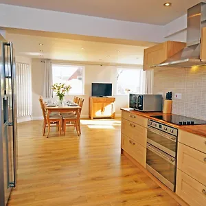Spacious Rugby Field With Off-street Parking And Ev Fast Point For Electric Cars Whitby